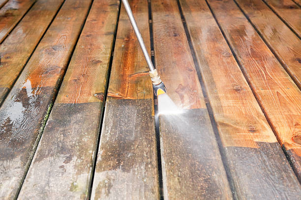 Best Deck Pressure Washing  in Jackson Center, OH