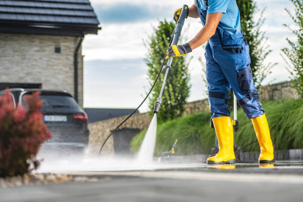 Why Choose Our Certified Pressure Washing Experts for Your Project Needs in Jackson Center, OH?